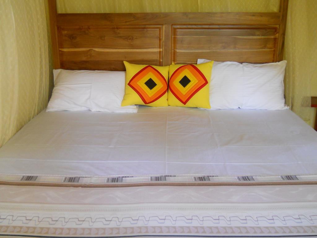 Sunset Tourist Home Полонарува Екстериор снимка